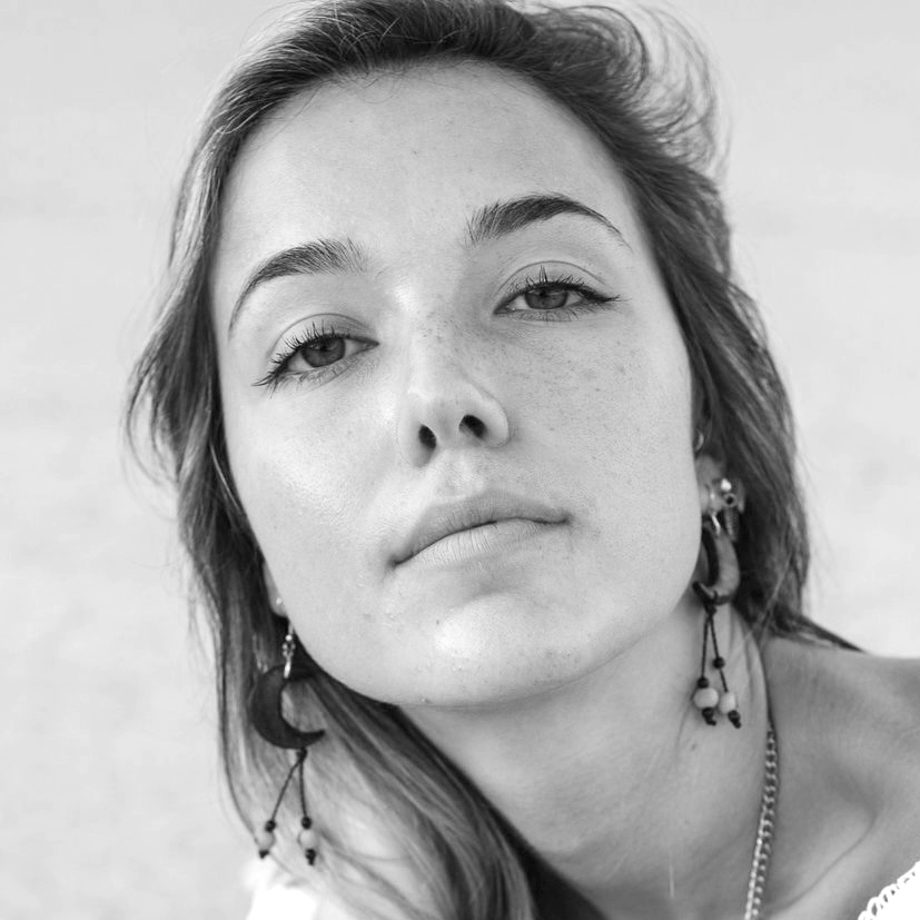 Соня Кремова